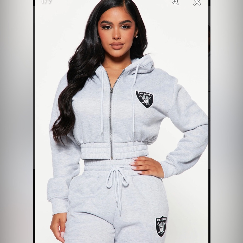 Raiders Cropped Jacket Zip Hoodie - Heather Grey Medium
